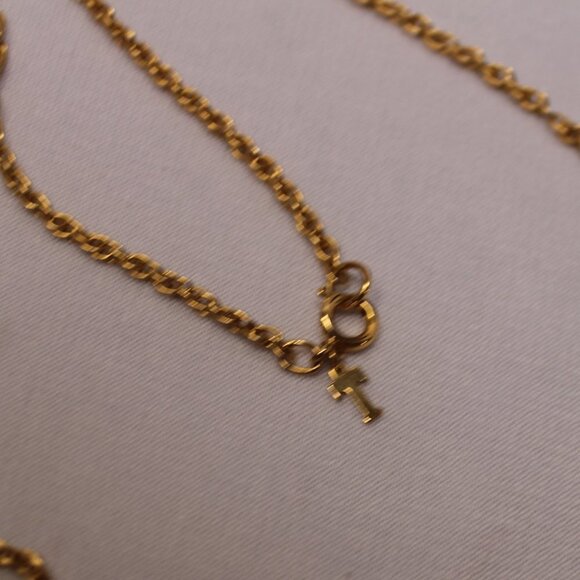 Crown Trifari Gold Tone Starburst Medallion Necklace - Picture 9 of 11